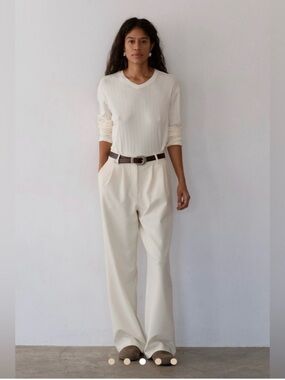 Donni cream trousers with pleated fronts size large